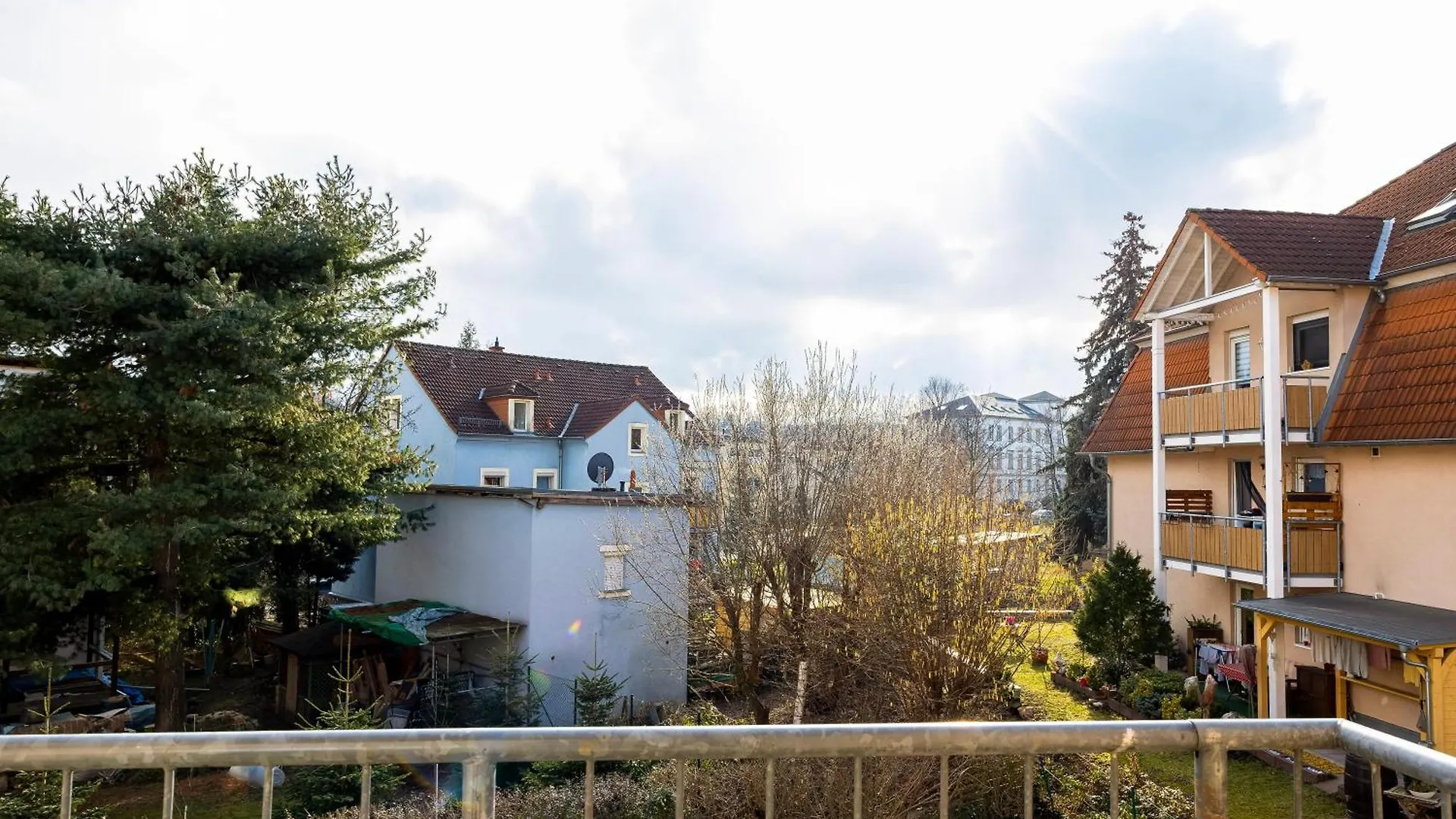 New - Nora Stays Studio - Messe - Airport Dresden
